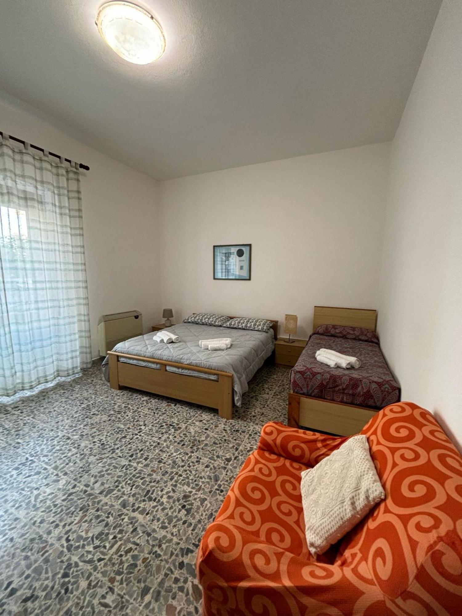 Pm 41 Via Ennio Porrino Guest House Alghero Eksteriør billede