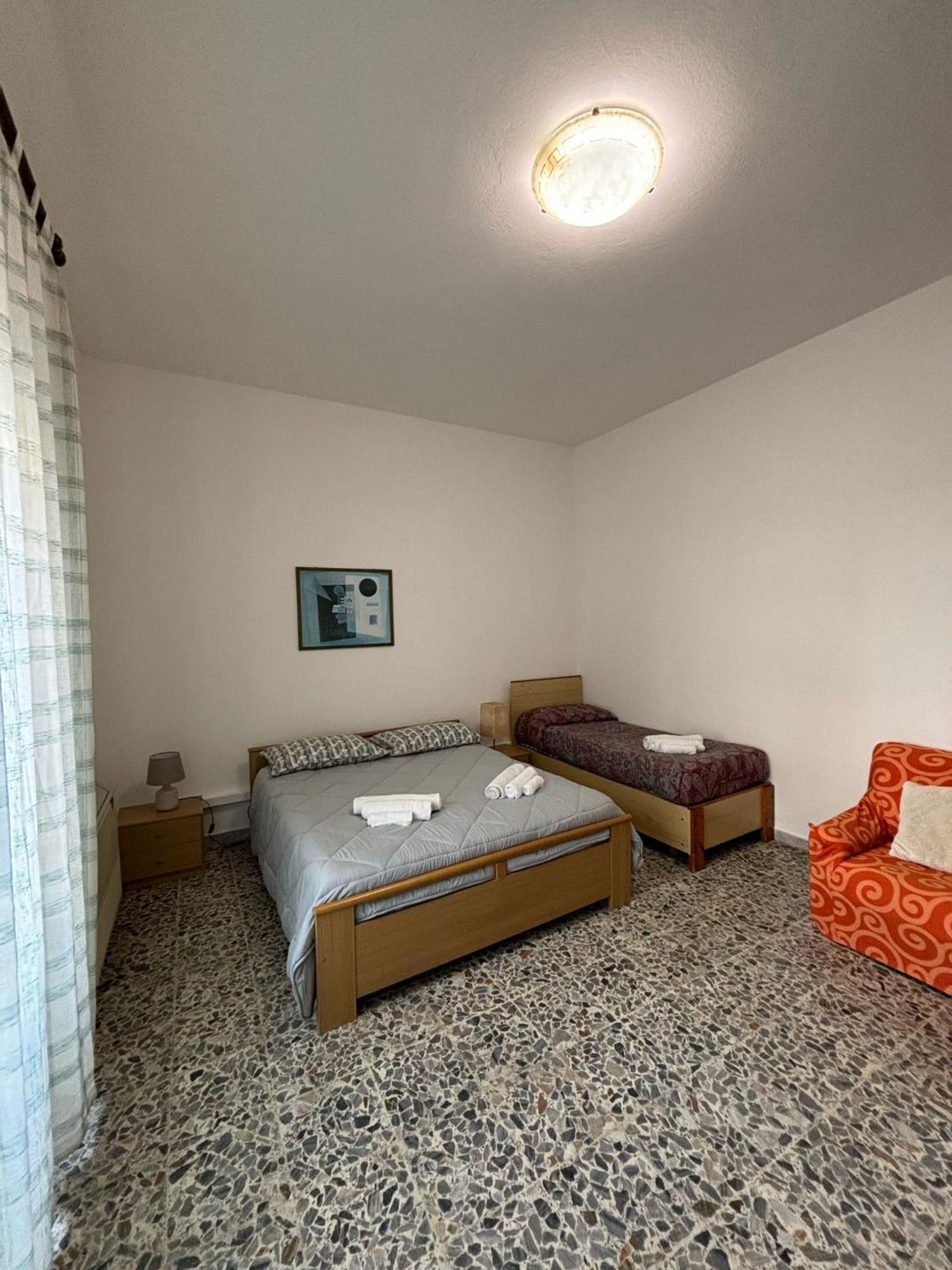 Pm 41 Via Ennio Porrino Guest House Alghero Eksteriør billede