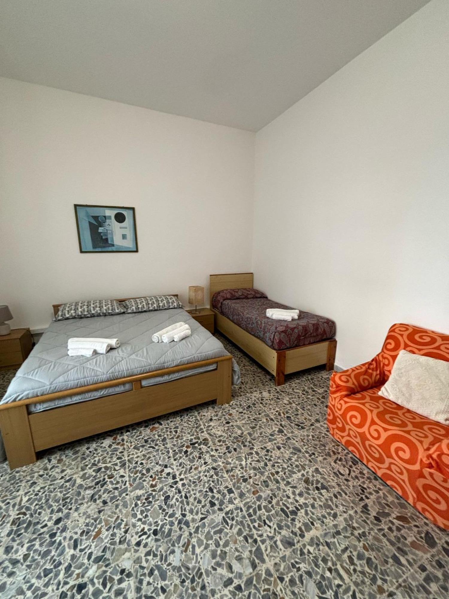 Pm 41 Via Ennio Porrino Guest House Alghero Eksteriør billede