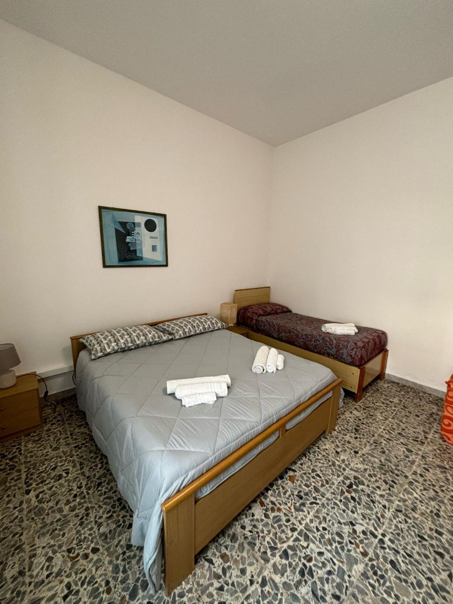 Pm 41 Via Ennio Porrino Guest House Alghero Eksteriør billede